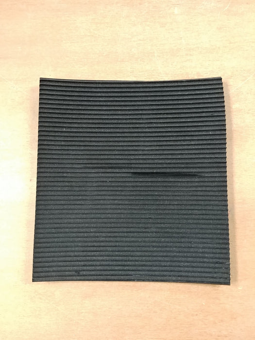 Black Ribbed Mat 5x5 House