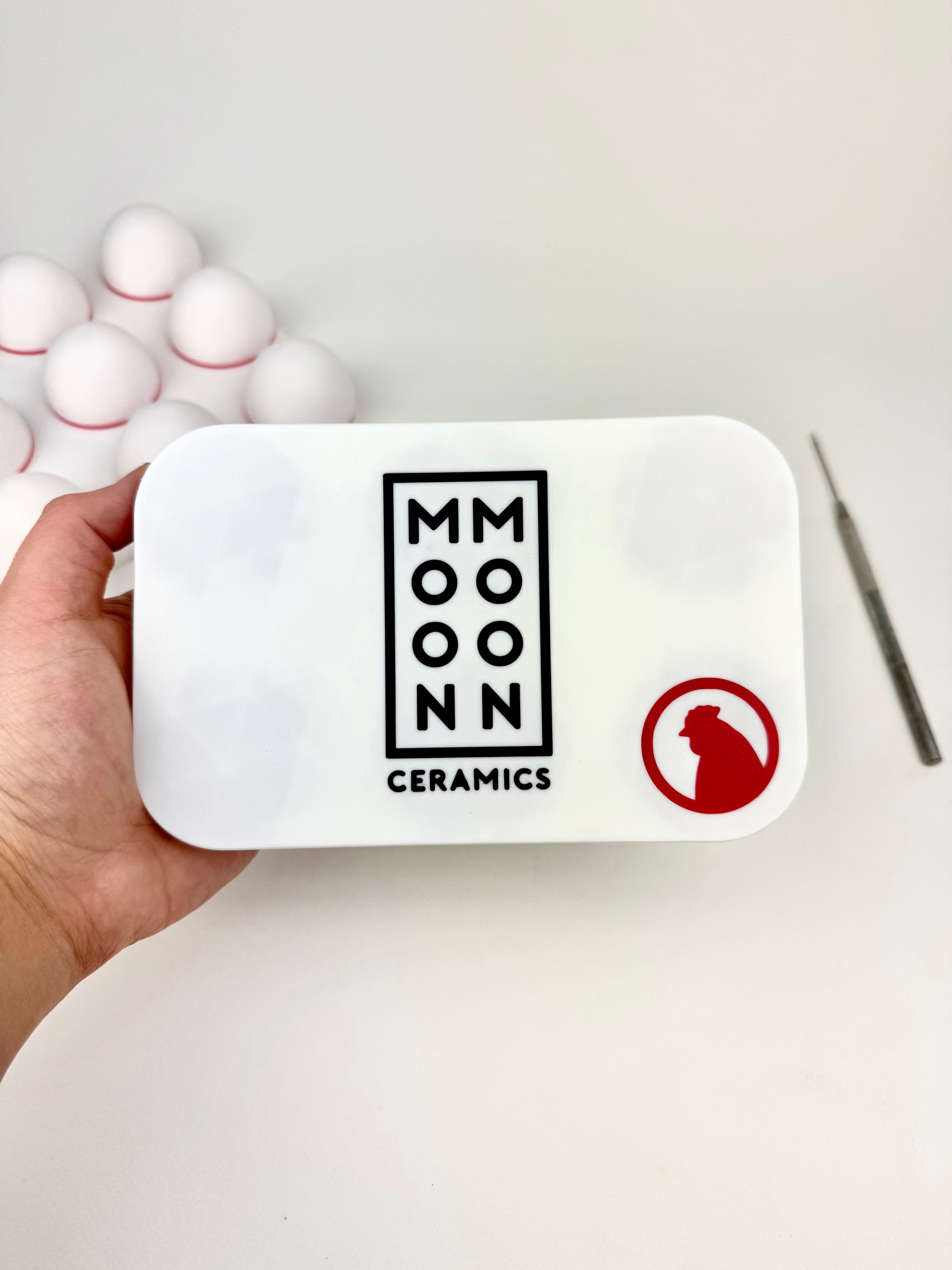 MoonMoon Chicken Egg Carton Drape Forms