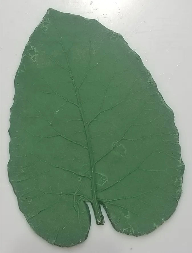 LP178 Small Burdock Rubber Leaf Form