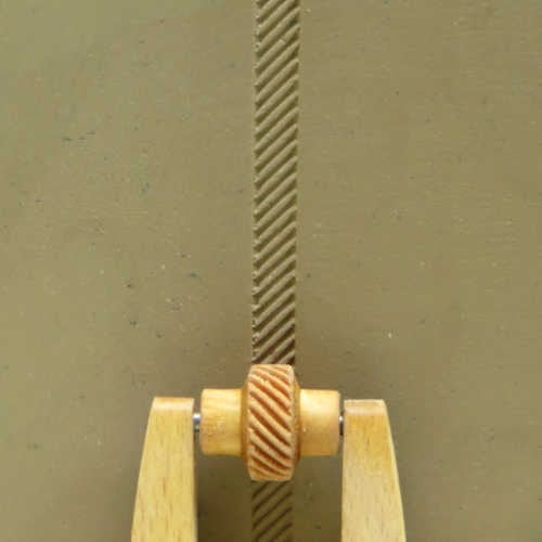 MKM MRS-009 Right Slanted Lines