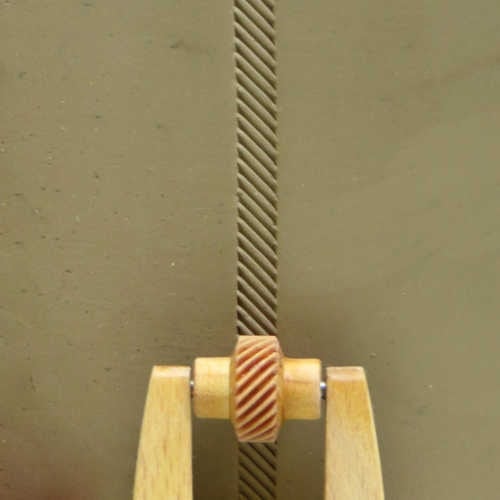 MKM MRS-010 Left Slanted Lines