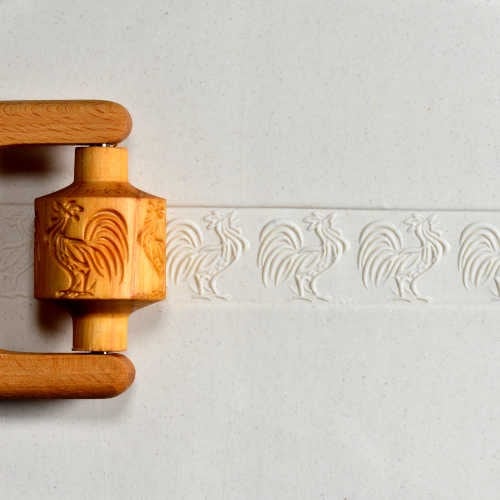 MKM RM-030 Crowing Roosters