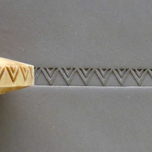 MKM FR-018 Double V (Two Triangles)