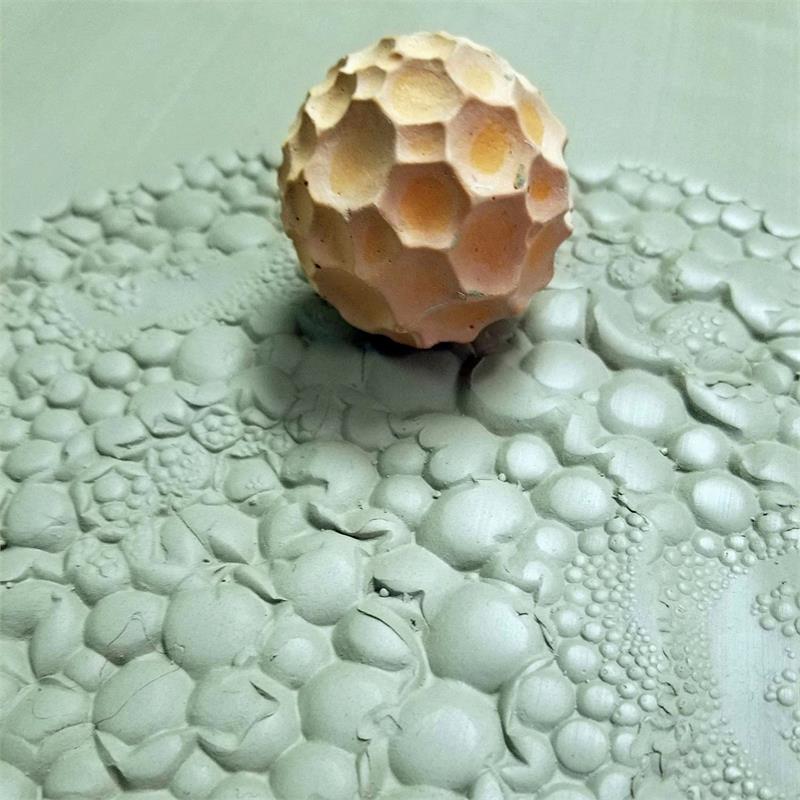 TS01 Bubbles Sphere