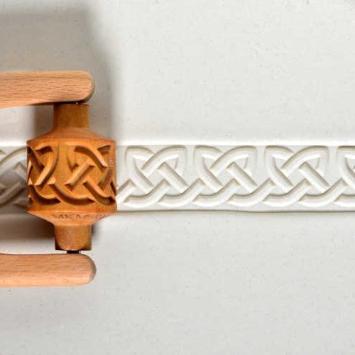 MKM RM-048 Celtic Boarder 1