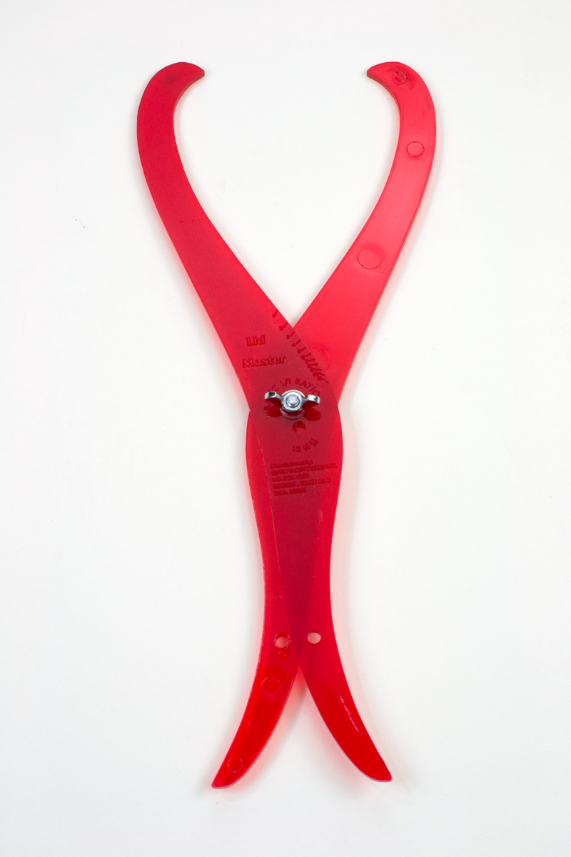 Lid Master Calipers Red by Giffin Grip